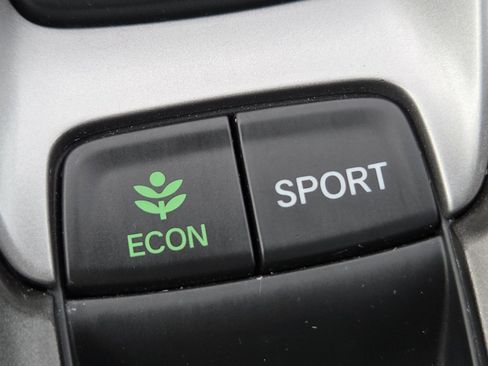 Certified 2020 Honda Accord Sport image 9
