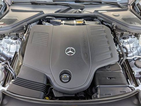 New 2026 Mercedes-Benz E 450 4MATIC Sedan image 17