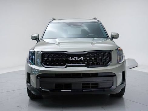 Used 2024 Kia Telluride EX X-Line AWD/4WD image 2