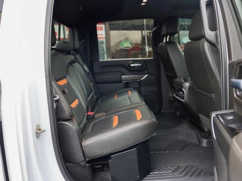 Used 2020 GMC Sierra 2500 AT4 w/ AT4 Premium Package image 15