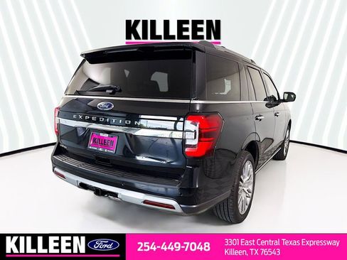 Used 2024 Ford Expedition Limited AWD/4WD image 8
