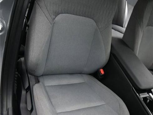 Used 2025 Toyota Camry LE image 14