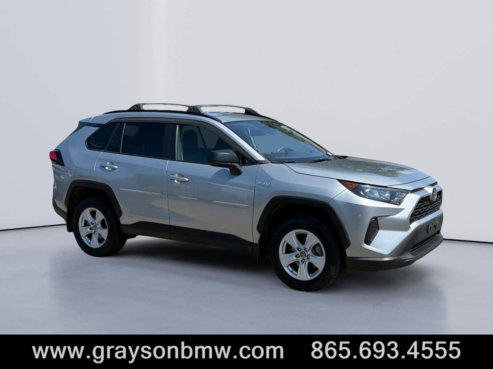 Used 2021 Toyota RAV4 LE AWD/4WD image 1