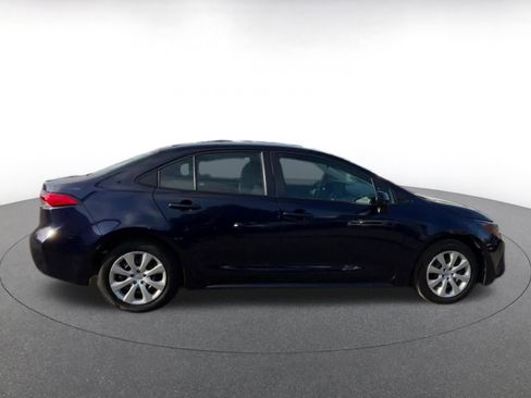 Used 2025 Toyota Corolla LE image 16