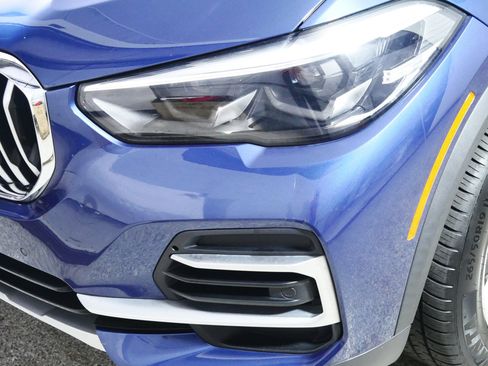 Used 2022 BMW X5 xDrive40i w/ Premium Package image 16