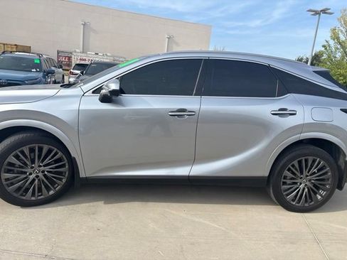 Used 2024 Lexus RX 350 FWD w/ Convenience Package image 5