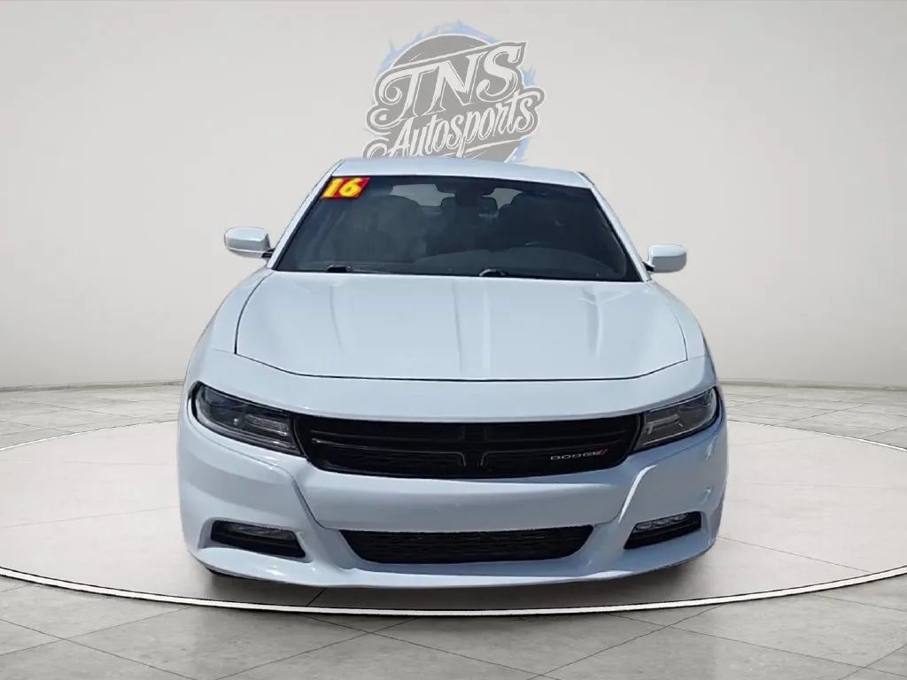 Used 2016 Dodge Charger R/T RWD image 8