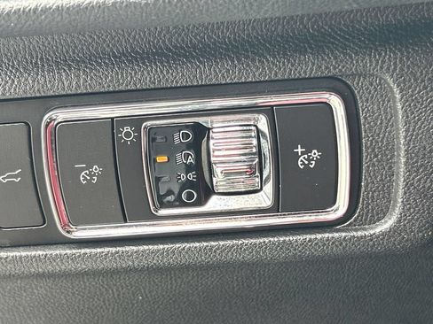 Used 2023 Lincoln Corsair Reserve w/ Equipment Group 201A FWD image 33