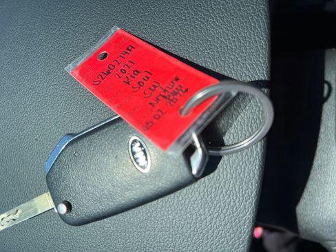 Used 2021 Kia Soul GT-Line FWD image 25