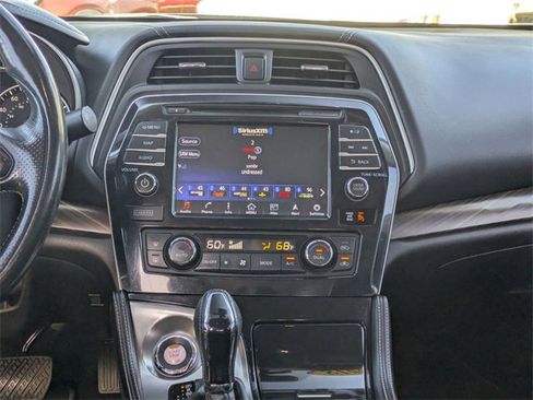 Used 2018 Nissan Maxima Platinum image 20