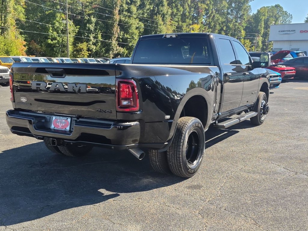 New 2027 RAM 3500 Big Horn AWD/4WD image 4