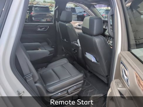 Used 2021 Chevrolet Tahoe Z71 w/ Z71 Signature Package AWD/4WD image 8