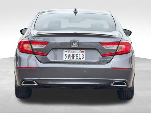 Used 2018 Honda Accord LX image 4