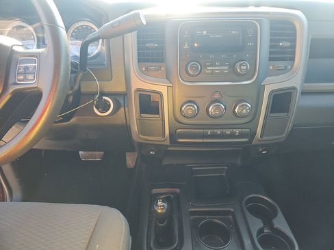 Used 2018 RAM 2500 Tradesman image 17