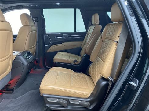 Certified 2024 Cadillac Escalade Sport image 15