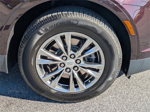 Used 2021 Cadillac XT5 Premium Luxury image 10