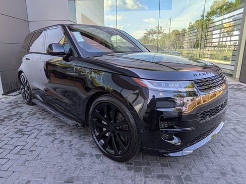 New 2026 Land Rover Range Rover Sport Dynamic SE image 6