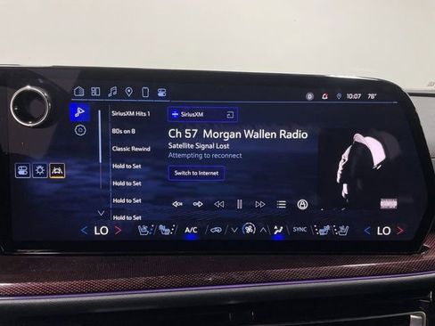 Used 2024 Chevrolet Traverse RS w/ LPO, Floor Liner Package image 16