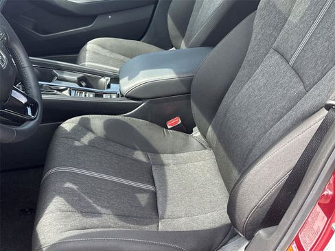 Used 2025 Honda Accord Sport image 16