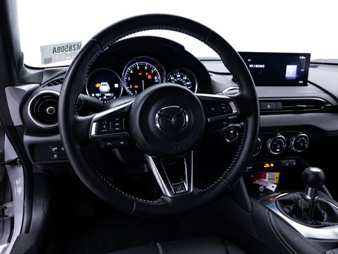 Used 2024 MAZDA MX-5 Miata RF Grand Touring w/ Appearance Package RWD image 6