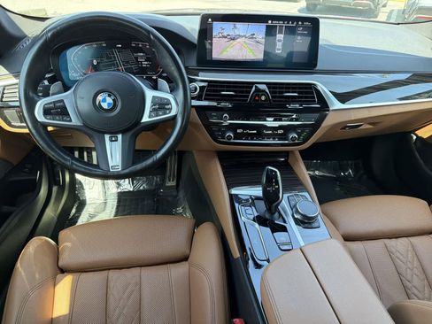 Used 2023 BMW 540i xDrive w/ M Sport Package image 11