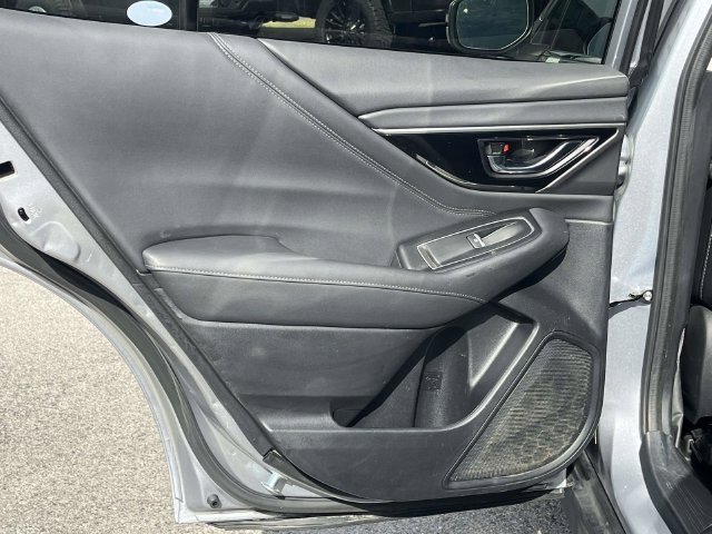 Used 2022 Subaru Outback Limited AWD/4WD image 17