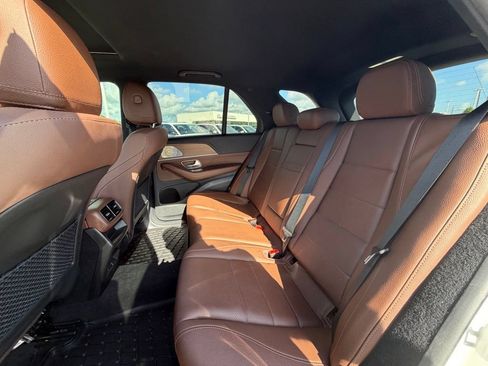 Used 2024 Mercedes-Benz GLE 350 4MATIC image 8