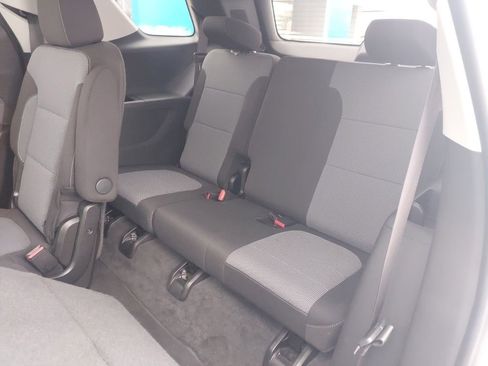 Used 2019 Chevrolet Traverse LT image 18