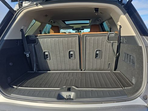 New 2025 Nissan Pathfinder Platinum image 27