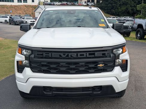 Used 2024 Chevrolet Silverado 1500 Custom RWD image 9