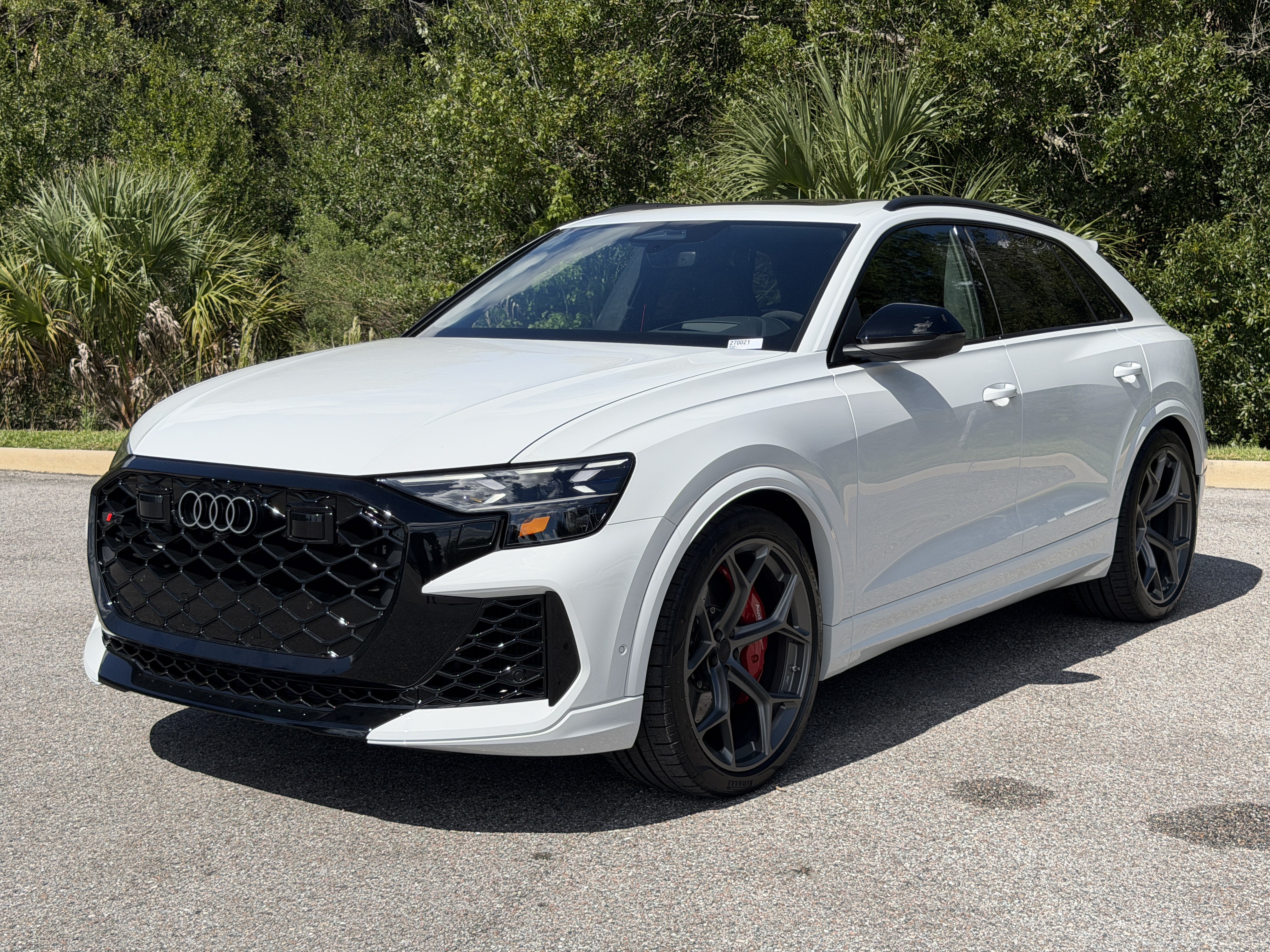 New 2027 Audi RS Q8 performance AWD/4WD image 3