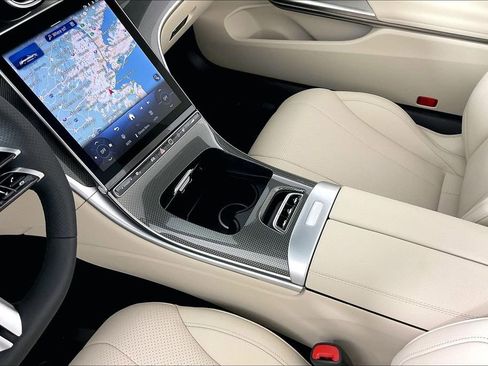 New 2026 Mercedes-Benz CLE 450 4MATIC Cabriolet image 8