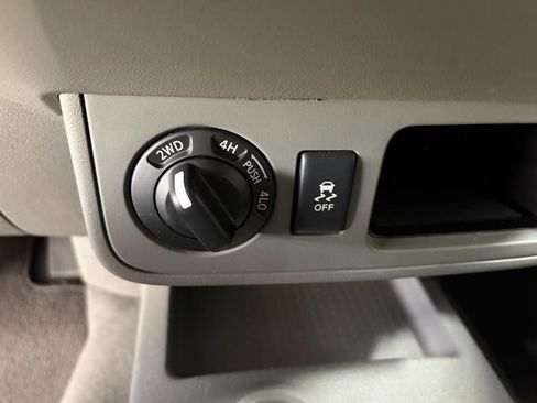 Used 2021 Nissan Frontier S AWD/4WD image 37