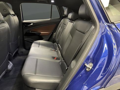 Used 2021 Volkswagen ID.4 Pro S w/ Gradient Package image 29