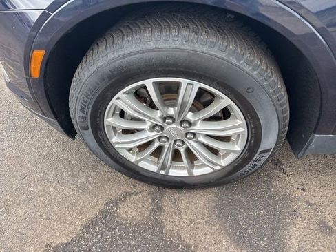 Used 2017 Cadillac XT5 Luxury w/ Driver Awareness Package image 48