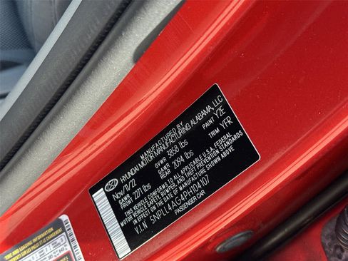 Used 2023 Hyundai Elantra SE FWD image 31