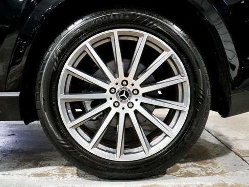 Used 2021 Mercedes-Benz GLS 580 4MATIC image 30