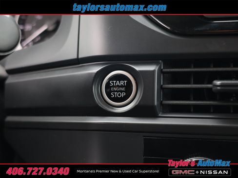 Used 2024 Nissan Pathfinder S image 23