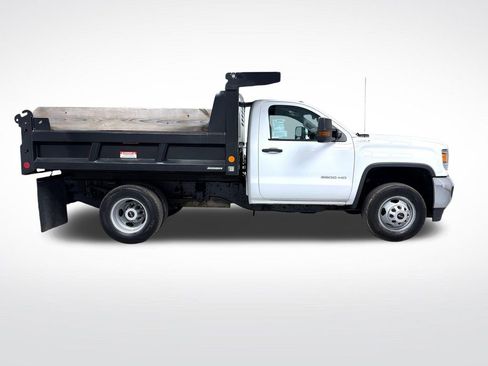 Used 2017 GMC Sierra 3500 4x4 Regular Cab w/ Sierra Convenience Package image 10