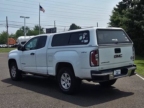 Used 2016 GMC Canyon 4x4 Extended Cab w/ Convenience Package image 4