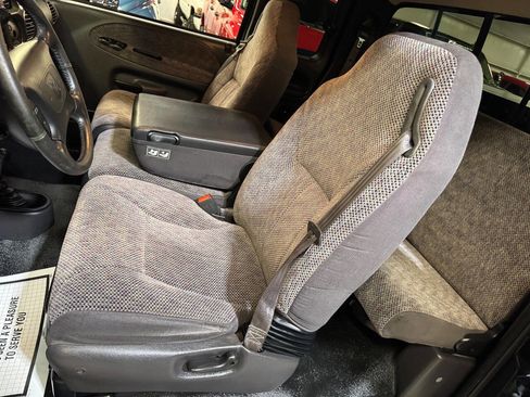 Used 1998 Dodge Ram 3500 Truck 4x4 Quad Cab image 49