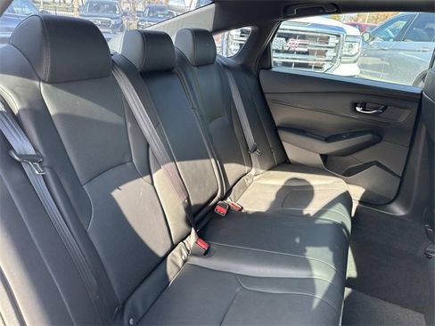 Used 2023 Honda Accord Sport image 9