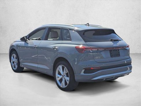 Used 2023 Audi Q4 e-tron Premium Plus image 7