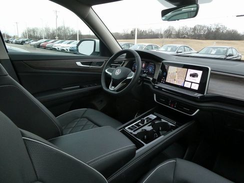 New 2026 Volkswagen Atlas SEL Premium R-Line AWD/4WD image 26