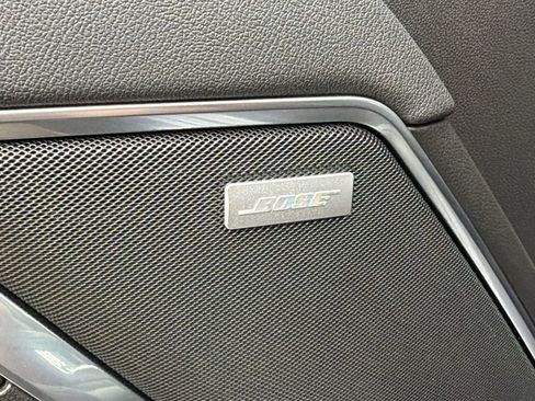 Used 2026 GMC Sierra 1500 SLT w/ SLT Premium Plus Package AWD/4WD image 32