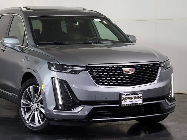 Used 2023 Cadillac XT6 Premium Luxury w/ LPO, Floor Liner Package AWD/4WD image 6