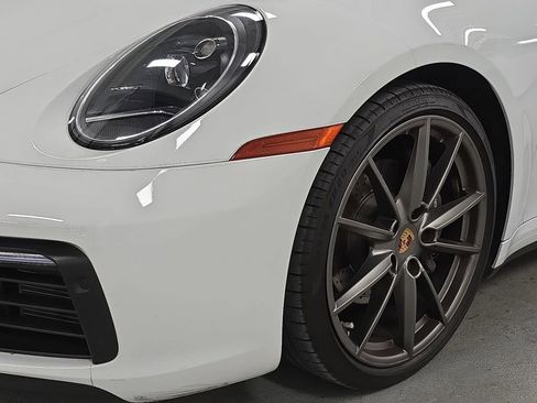 Certified 2022 Porsche 911 Carrera RWD image 11