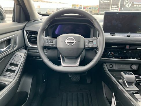 New 2026 Nissan Rogue Platinum image 12