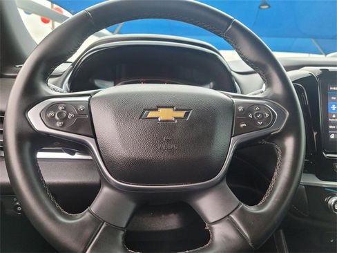 Used 2023 Chevrolet Traverse LT image 31