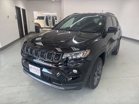 New 2026 Jeep Compass Limited AWD/4WD image 3
